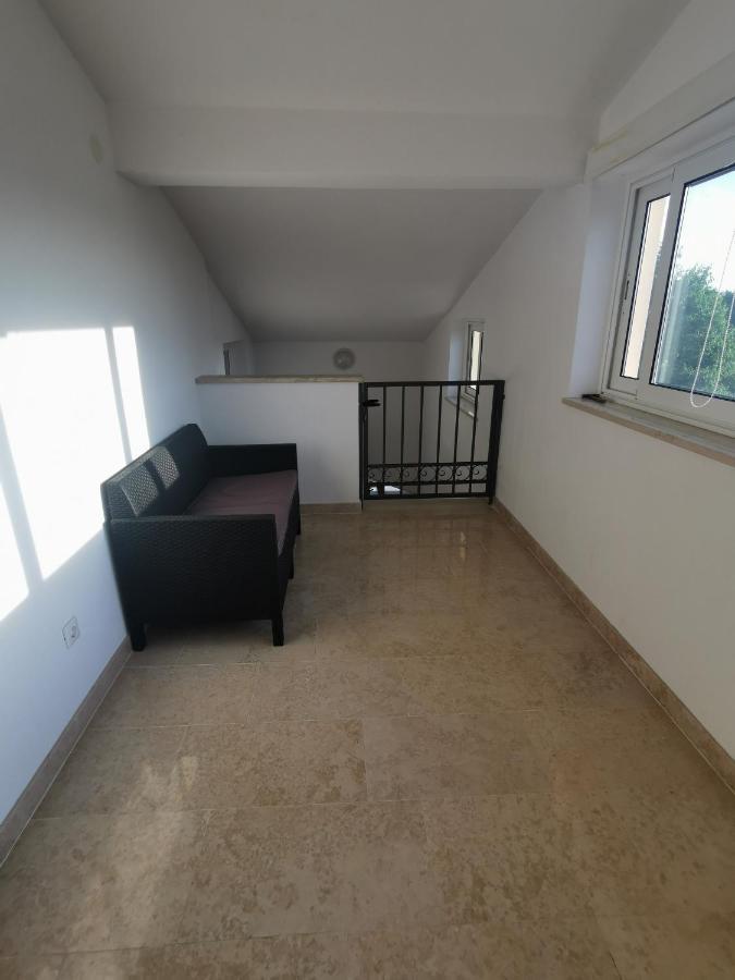 Apartments Divina Ровин Екстериор снимка