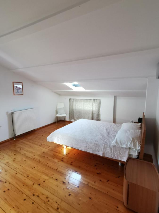 Apartments Divina Ровин Екстериор снимка