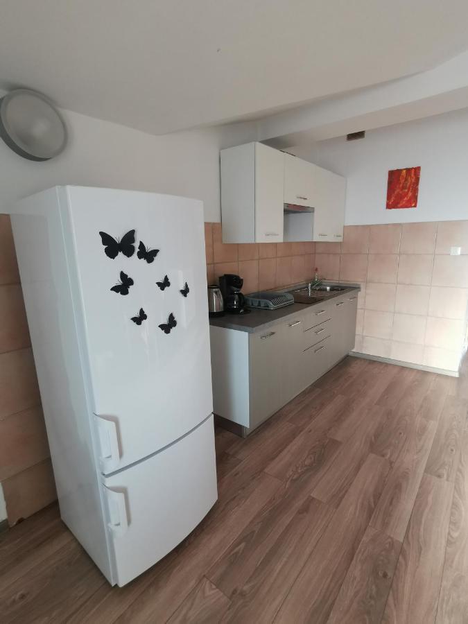 Apartments Divina Ровин Екстериор снимка
